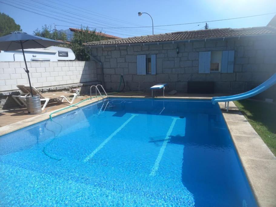 Acogedora Casita Loft De Piedra Con Piscina Compartida Apartment Becerril de la Sierra Ngoại thất bức ảnh